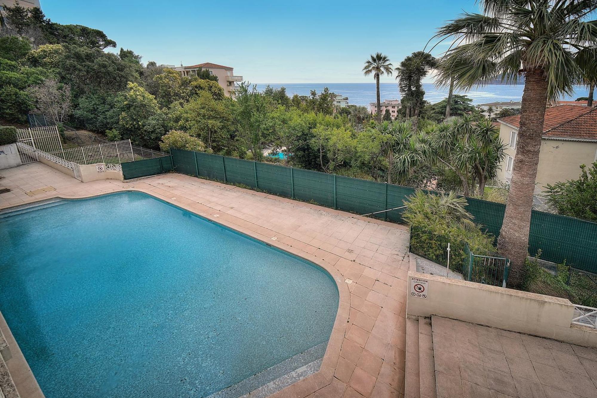 Eva - Piscine - Terrasse - Vca Cannes